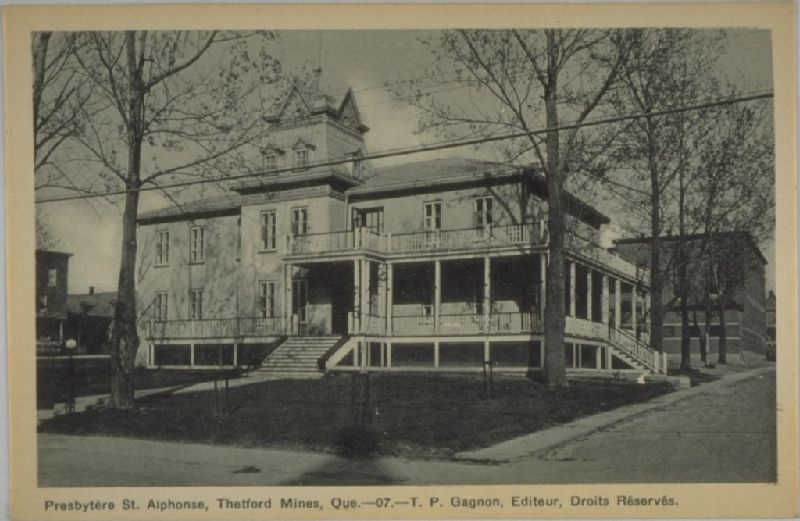 Presbytère St. Alphonse, Thetford Mines, Que. BAnQ numérique
