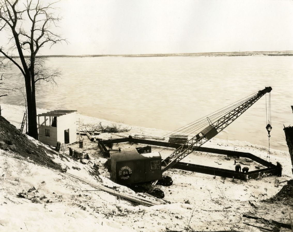 Pont de Caughnawaga. A. Janin et Compagnie limitée