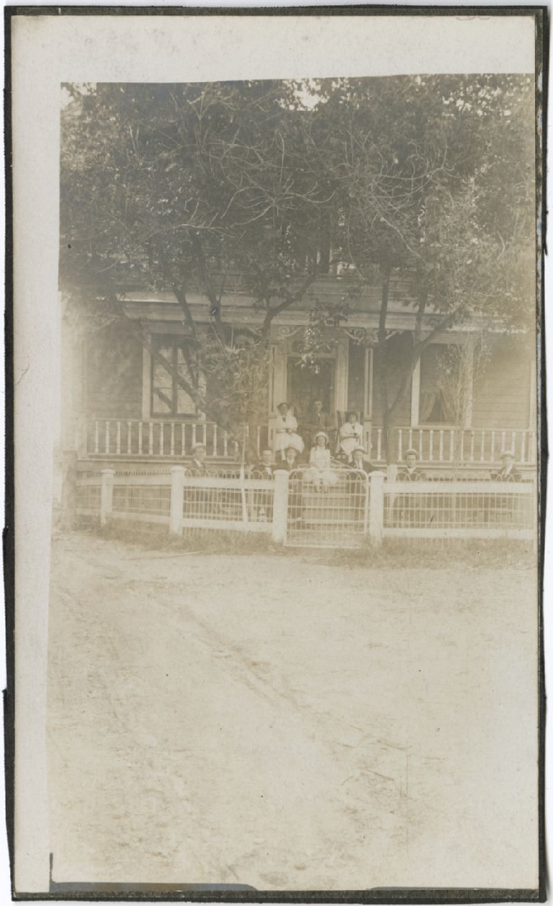 Maison située sur la rue SaintJoseph à SaintRaymond de Portneuf